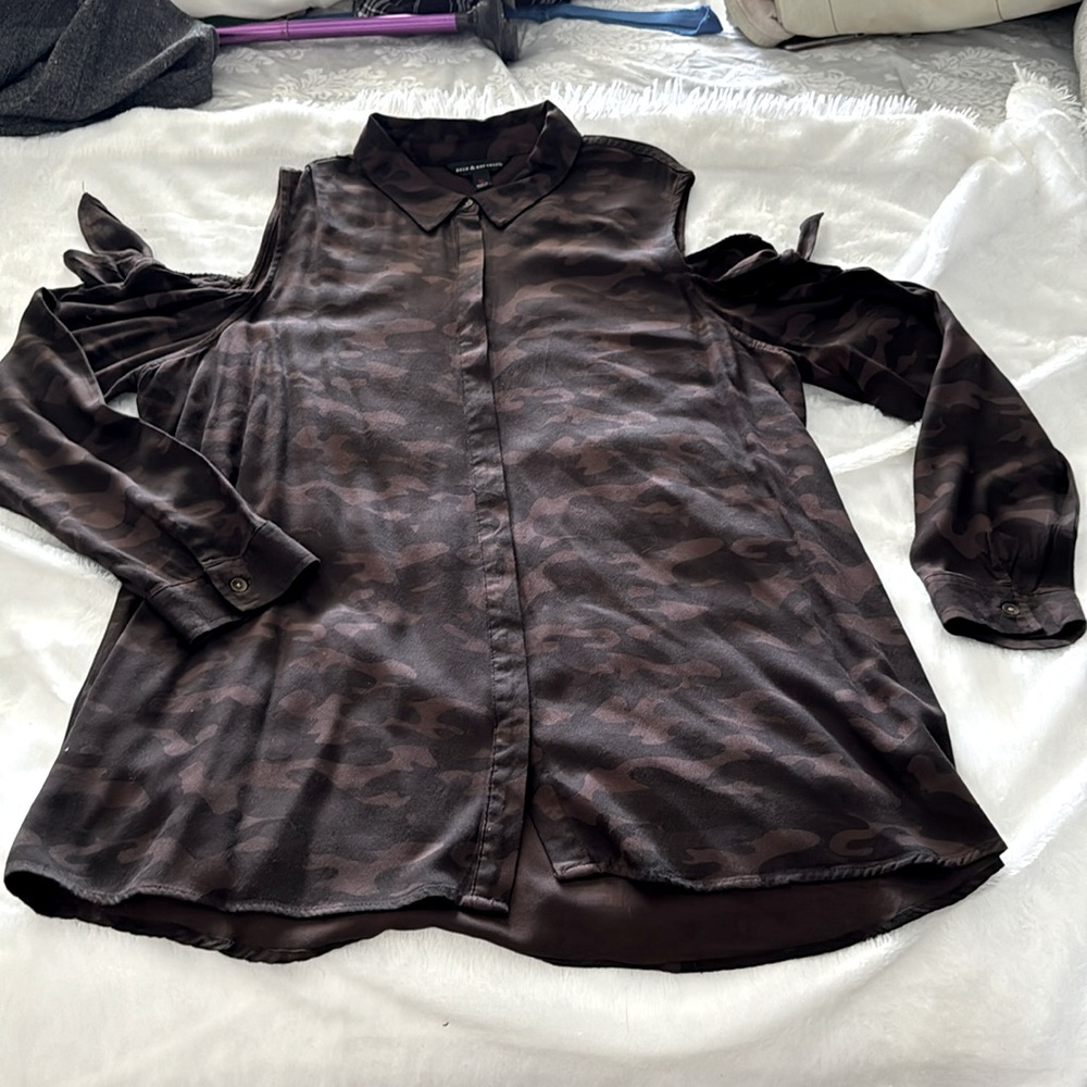 Woman’s top-dark brownish camouflage